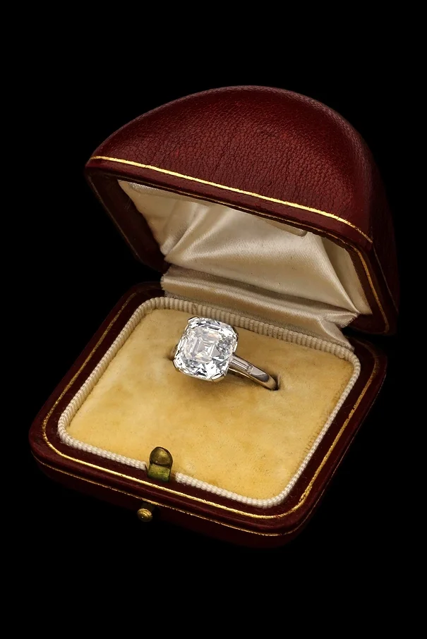 Vintage diamond and platinum engagement ring